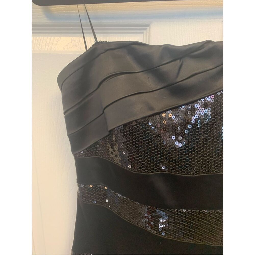 Sequin Embellished Asymmetrical Patterned Dress - image 2